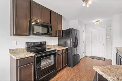 5534 Wavecrest Circle, Saint Charles, MO 63304 - Photo 10