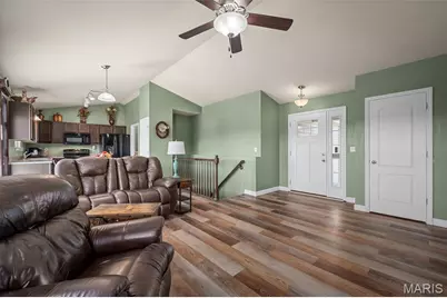 36 Hunters Pointe Drive, Winfield, MO 63389 - Photo 8