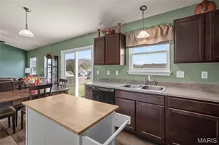 36 Hunters Pointe Dr, Winfield, MO 63389 - Photo 14