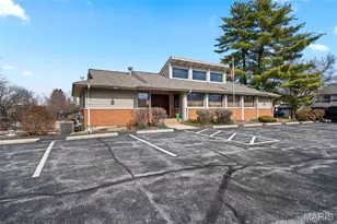 705 Lofty Point Dr, Ballwin, MO 63021 - Photo 44