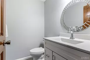 7008 Holly View Ct, Saint Louis, MO 63129 - Photo 12