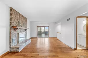 7008 Holly View Ct, Saint Louis, MO 63129 - Photo 8