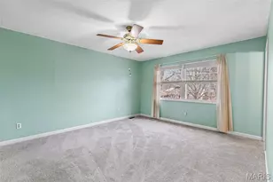 7008 Holly View Ct, Saint Louis, MO 63129 - Photo 18