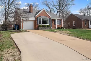 760 Glenway Dr, Glendale, MO 63122 - Photo 2