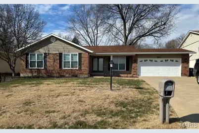 817 Greenridge Lane, Saint Peters, MO 63376 - Photo 1
