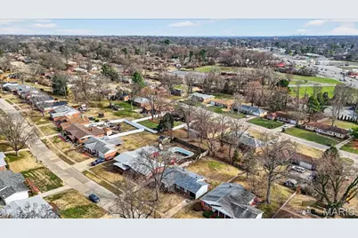 3650 Estates Drive, Florissant, MO 63033 - Photo 34