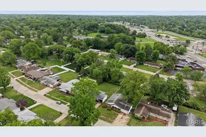 3650 Estates Drive, Florissant, MO 63033 - Photo 36