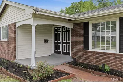 3650 Estates Drive, Florissant, MO 63033 - Photo 2