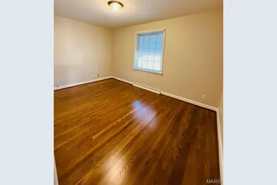 9720 Gloucester Drive, Bellefontaine Neighbors, MO 63137 - Photo 14