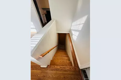 9720 Gloucester Drive, Bellefontaine Neighbors, MO 63137 - Photo 18