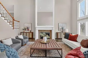 11 Fielding Rd, Ladue, MO 63124 - Photo 8