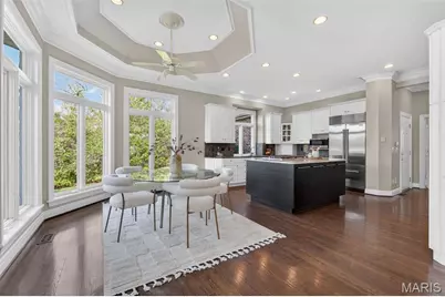 11 Fielding Road, Ladue, MO 63124 - Photo 10