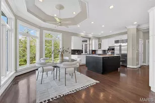 11 Fielding Rd, Ladue, MO 63124 - Photo 10