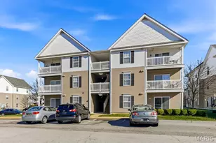 9755 Newham Dr, Saint Louis, MO 63123 - Photo 2