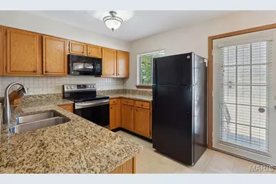 16527 Carriage View Court, Wildwood, MO 63040 - Photo 8