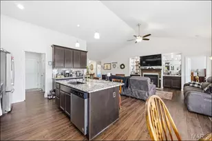 1519 Burrwyck Ln, Herculaneum, MO 63048 - Photo 14