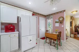 16 Village At 4, Cuba, MO 65453 - Photo 10