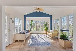 4901 Sunset Oaks Ln, Saint Louis, MO 63128 - Photo 14