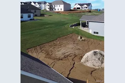 2781 Earth Crest Drive, Washington, MO 63090 - Photo 2