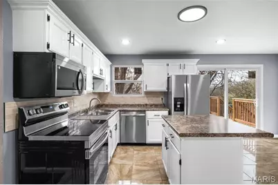 1646 Hudson Road, Dellwood, MO 63136 - Photo 6