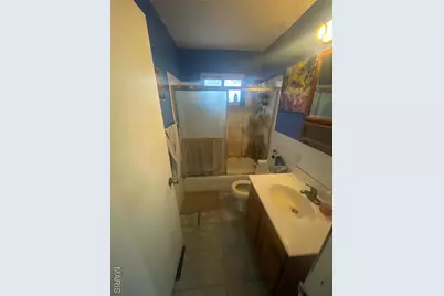 2052 Aristocrat Drive, Florissant, MO 63031 - Photo 8