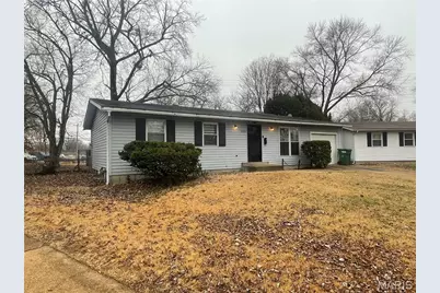 2052 Aristocrat Drive, Florissant, MO 63031 - Photo 2