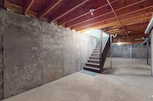 10358 Tiffany Village Cir Dr, Saint Louis, MO 63123 - Photo 24