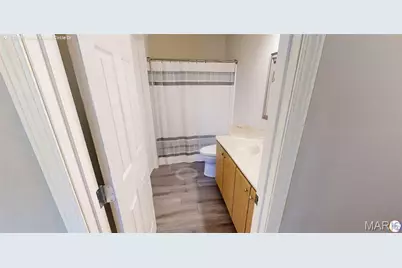 10358 Tiffany Village Circle Drive, Saint Louis, MO 63123 - Photo 18