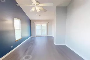 10358 Tiffany Village Cir Dr, Saint Louis, MO 63123 - Photo 6