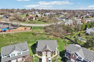 10358 Tiffany Village Cir Dr, Saint Louis, MO 63123 - Photo 26