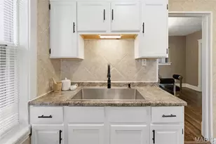 4947 Murdoch Ave, Saint Louis, MO 63109 - Photo 12