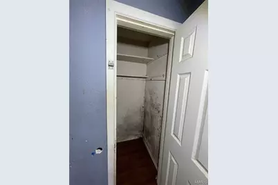 8870 Saint Cyr Drive, Jennings, MO 63136 - Photo 12