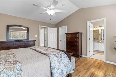 7225 Crystal Lake Court, Saint Louis, MO 63129 - Photo 34