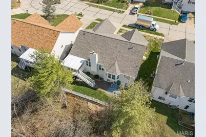 7225 Crystal Lake Court, Saint Louis, MO 63129 - Photo 10