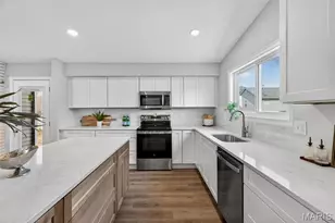 847 Palm Bay Dr, Ellisville, MO 63021 - Photo 14