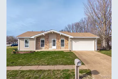 699 Fox Plains Drive, Florissant, MO 63034 - Photo 6