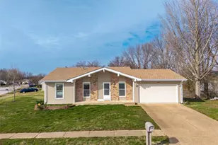 699 Fox Plains Dr, Florissant, MO 63034 - Photo 1