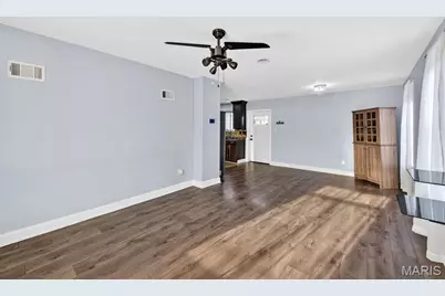 112 E Arlee Avenue, Saint Louis, MO 63125 - Photo 10