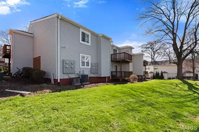 1423 Peacock Lane, Brentwood, MO 63144 - Photo 22