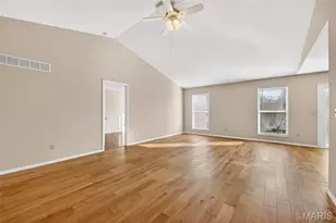 84 Green Park Ln, O'Fallon, MO 63366 - Photo 4