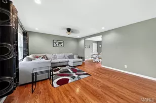 1402 Radcliff Dr, Festus, MO 63028 - Photo 10