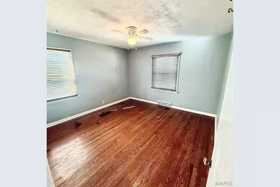 5548 Shaw Avenue, Saint Louis, MO 63110 - Photo 12