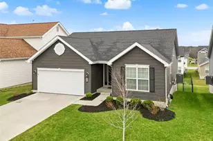 143 Prairie Wind Dr, Wentzville, MO 63385 - Photo 2