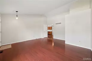 12 Brooker Ct, Saint Peters, MO 63376 - Photo 8