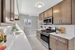 2121 Esther Ave, Saint Louis, MO 63139 - Photo 12