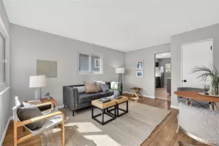 2121 Esther Ave, Saint Louis, MO 63139 - Photo 8