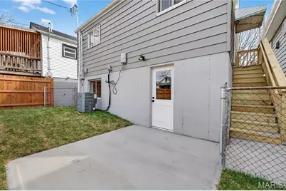 2121 Esther Avenue, Saint Louis, MO 63139 - Photo 26