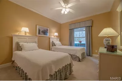 554 Lorraine Creek Drive, Innsbrook, MO 63390 - Photo 24