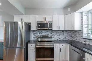 9513 Sappington Rd, Saint Louis, MO 63126 - Photo 20