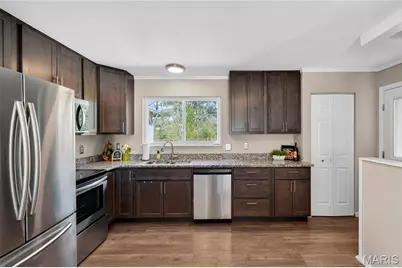 2221 Bentley Manor Drive, Fenton, MO 63026 - Photo 6